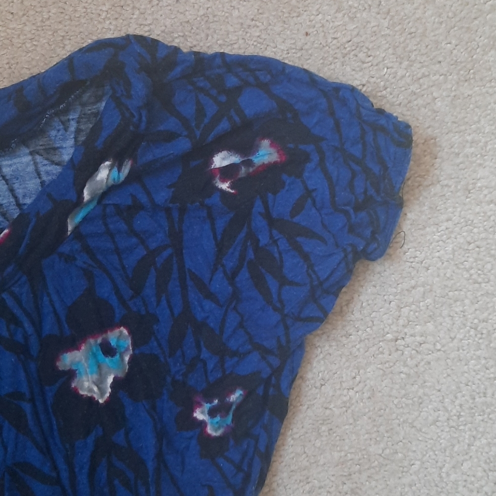 Floral top - Picture 3 of 5